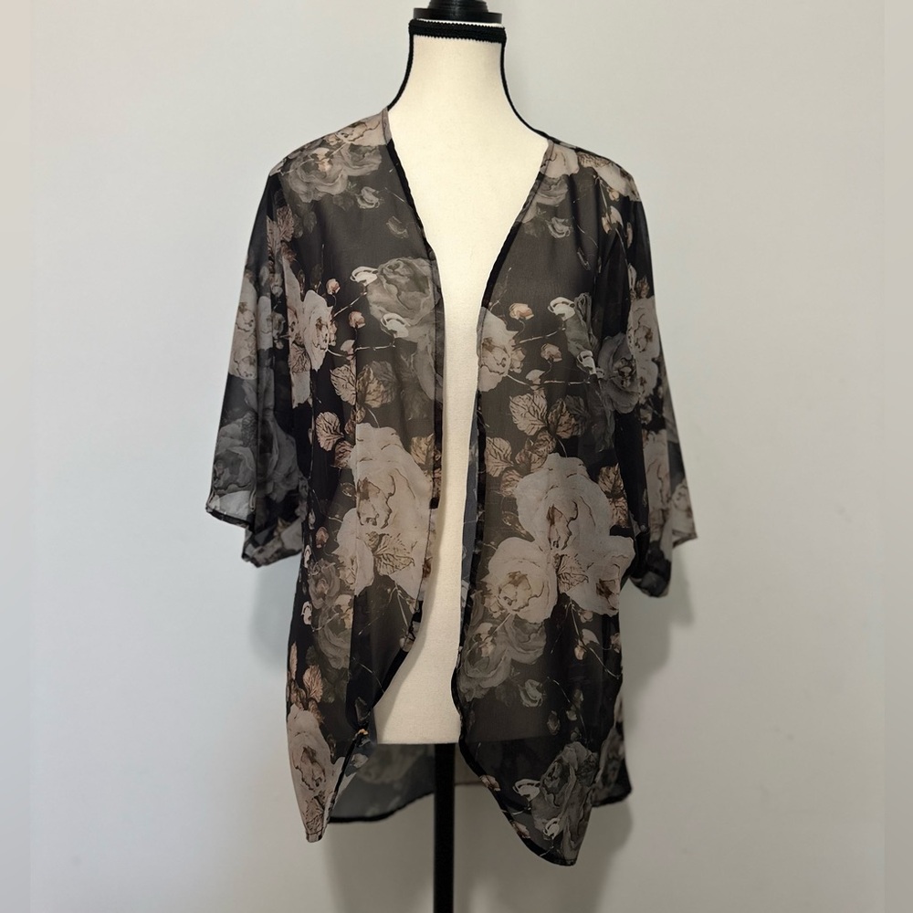 Gray Polyester Spandex Top